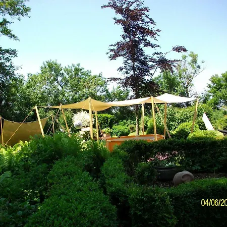 Holiday home Gaestehaus Hemmerdeich-alte Schule Oldenswort